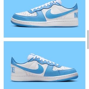 Nike Blue and White Women's Sneakers